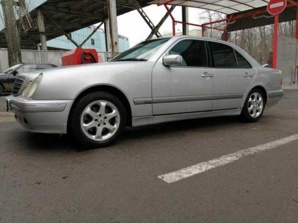 ������ Mercedes, 2001 � �������-��-���� (����)