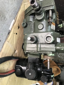 Регулятор числа оборотов Woodward PSG C/1 case 24V Dc Mtr type 8561-877 (Фото)