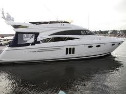 Моторная яхта PRINCESS 58 FLY 2010г (Фото)