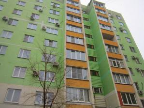 3-х комнатная квартира, 75 м2, 10/10 эт пан дома, в г. Таганрог. Торг (Фото)
