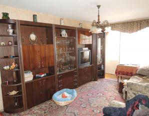Продам 2-х комнатную квартиру по ул. Раевского, д. 3 (Фото)