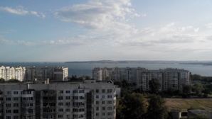 Трехкомнатная комфортная квартира с видом на море в Крыму (Фото)