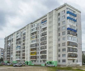 Продам 3 комн. квартиру, 70 кв.м., 6 этаж из 10 в г. Стрежевой (Фото)