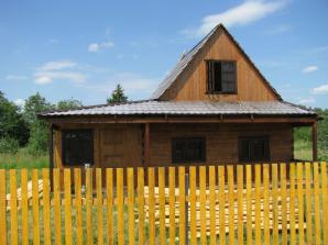 Продам дом из бруса на 1 линии р. Ивица, вокруг лес.Собственник. (Фото)