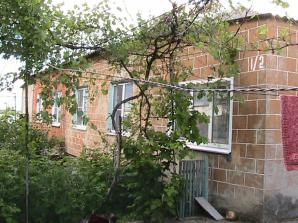 СРОЧНО продается 1/2 дома в с. Красноярское (Фото)