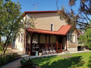 Продается 2-х этажный кирпичный дом площадью 235 м2, Звенигород (Фото)
