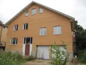 Продаем коттедж 700 м. в деревне Осоргино (Фото)