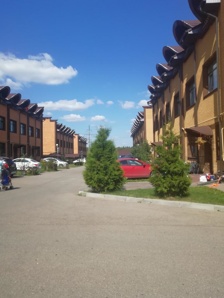 Продается 3-х этажный таунхаус 150 м2 в КП Рависсант, Москва, поселение Первомайское, дер. Пучково (Фото)