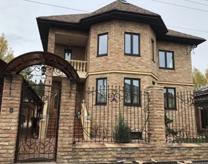 Продается особняк трехуровневый дом 600 кв.м в Ивантеевке (Фото)