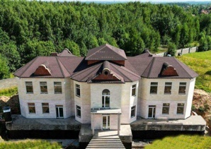 Продажа дома, 950 кв.м. в клубном поселке (Фото)
