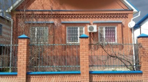 Дом в Краснодарском крае на Новосибирск. (Фото)
