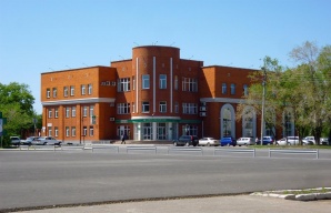Продается офисное здание общей площадью 2600 м2, с. Шипуново (Фото)