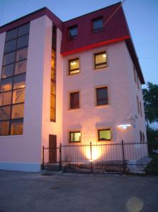 Собственник продаст ОСЗ офисное действующее с арендаторами (Фото)