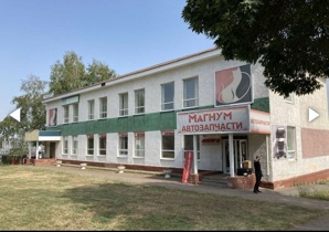 Здание отдельно стоящее 1000 кв.м. (Фото)