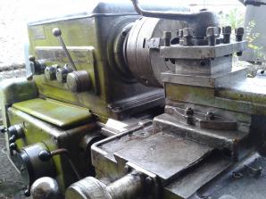 Продаю станок токарно-винторезный 1К625 (Фото)