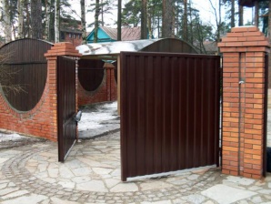 Секционные ворота (Фото)