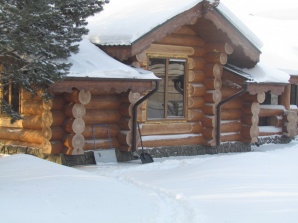 Дома и бани ручной рубки, срубы из Сибири (Фото)