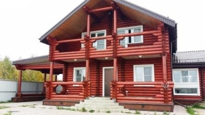 Дома из оцилиндрованного бревна и профилированного бруса (Фото)
