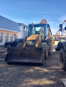 Сдаётся в аренду экскаватор-погрузчик JCB 3CX (Фото)