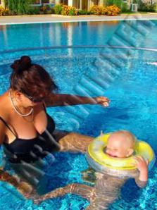 ����� Baby Swimmer (����)