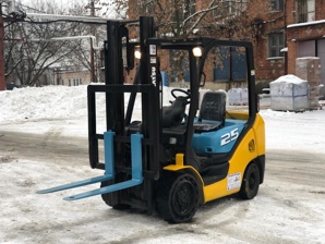 �������� �������������  Komatsu fg25  2.5� (����)