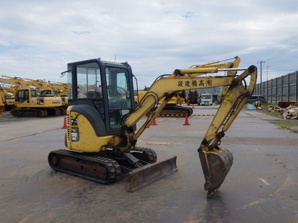 ������ ����-���������� KOMATSU PC30MR �� ������ (����)