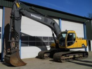 Экскаватор гусеничный Volvo EC210LC (Фото)
