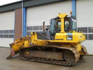 ��������� Komatsu D61PX-15 (����)