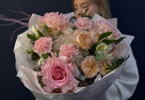 Amore Flowers: ������ � ��������� � ������ �������� ������ � �����-���������� (����)