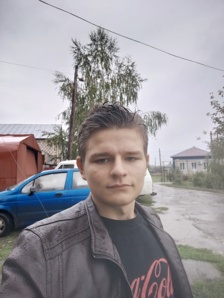 Ищу состоятельную женщину (Фото)