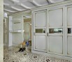 Классический шкаф-купе из массива и шпона дерева в Екатеринбурге (Фото)